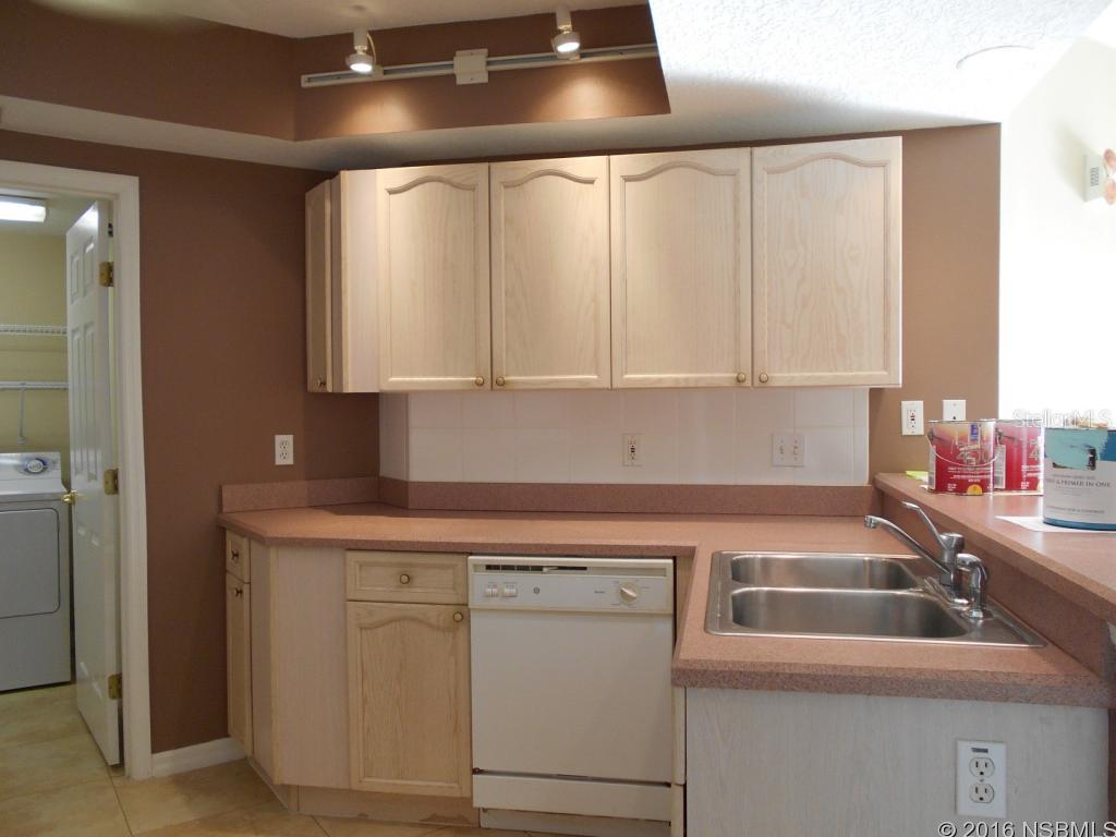 Ocean Walk Condo At Nsb Bldg 05 - Residential