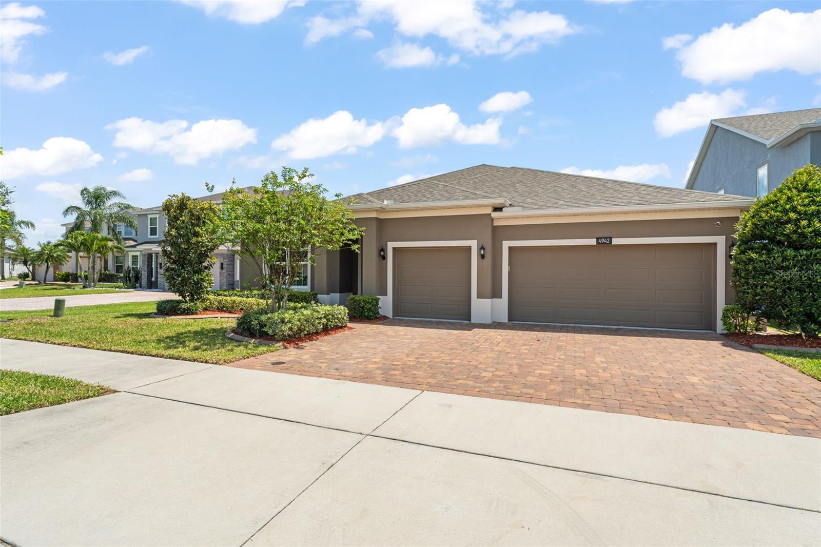 4942 CHASE COURT