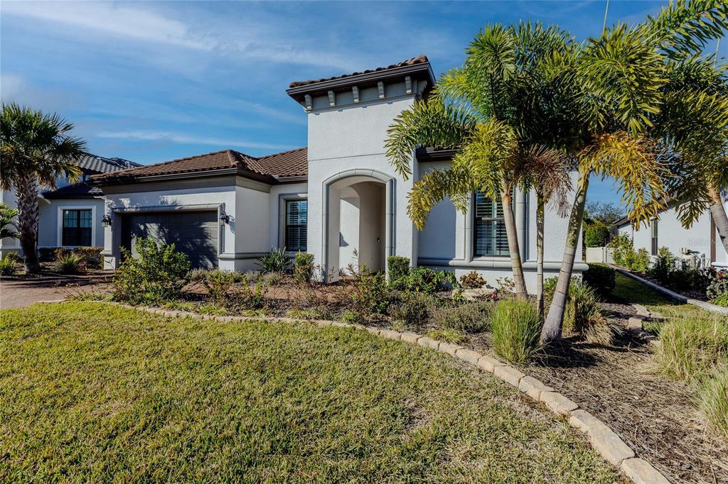 Photo of 5231 Rushmere Court, Palmetto, FL 34221 (MLS # A4680704)