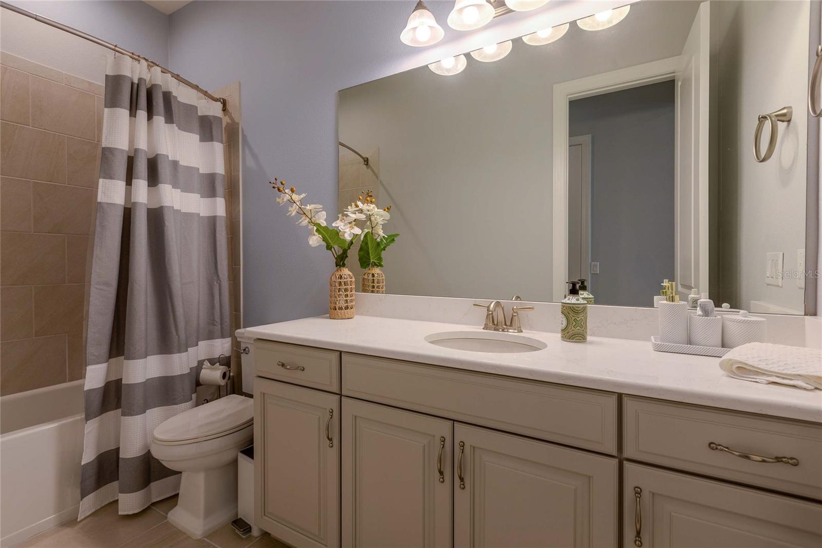 ARTISAN LAKES ESPLANADE PH IV SUBPH A, B, - Residential