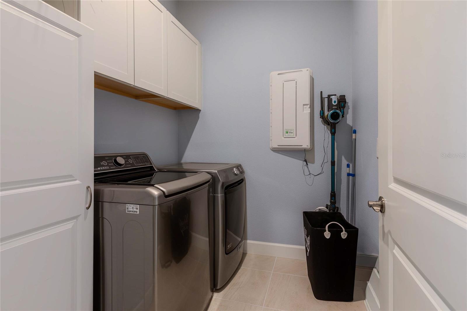 ARTISAN LAKES ESPLANADE PH IV SUBPH A, B, - Residential