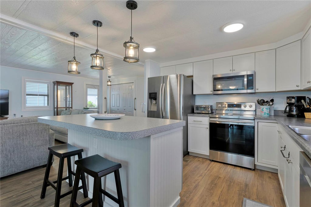 Photo of 3329 Overcup Oak Terrace, Sarasota, FL 34237 (MLS # A4709255)