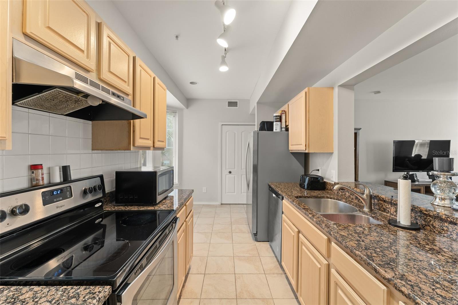 RESIDENCES AT SABAL POINT A CONDO - Residential