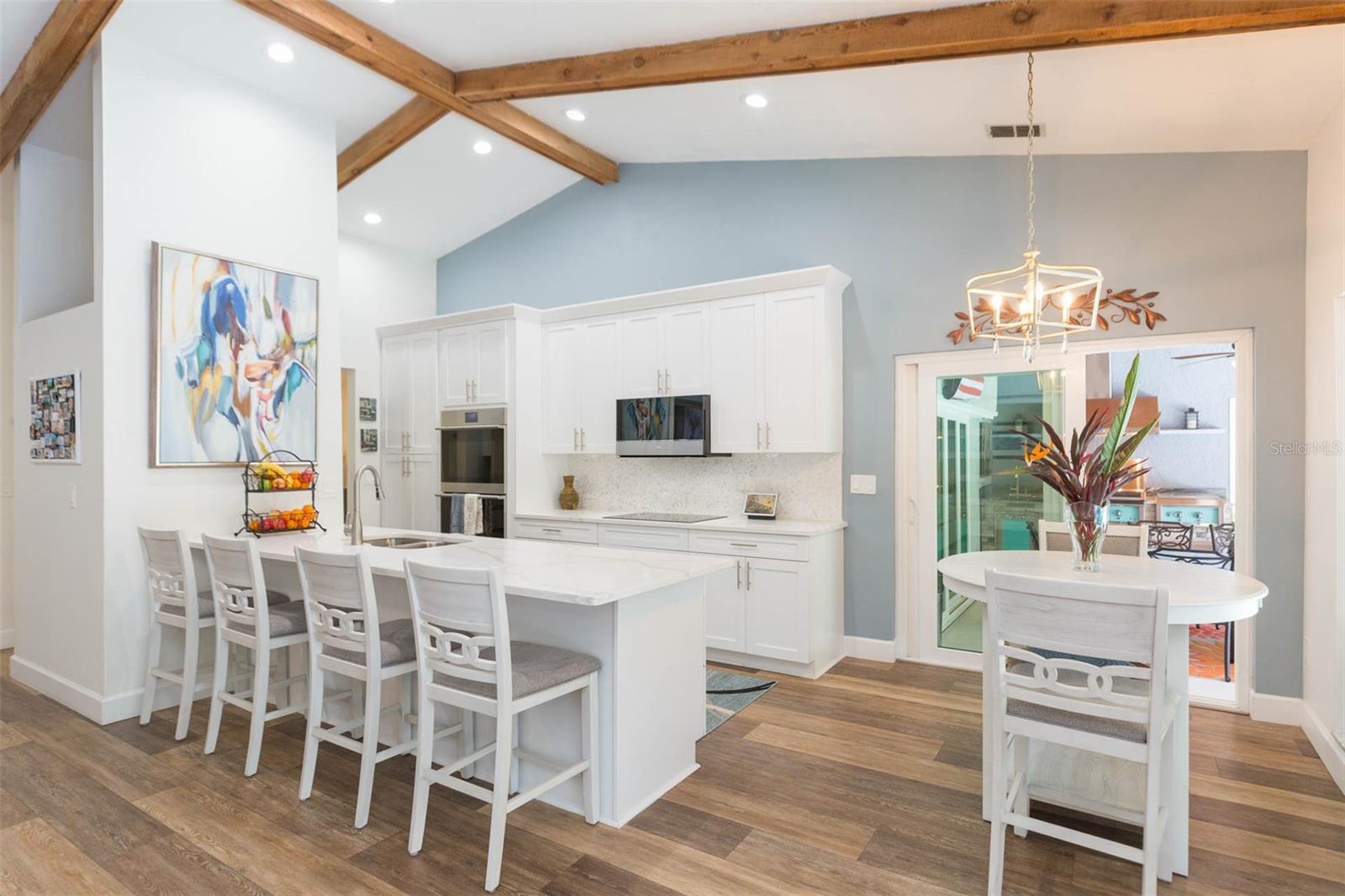 VILLAGE X UNIT 1 OF CARROLLWOO - Residential