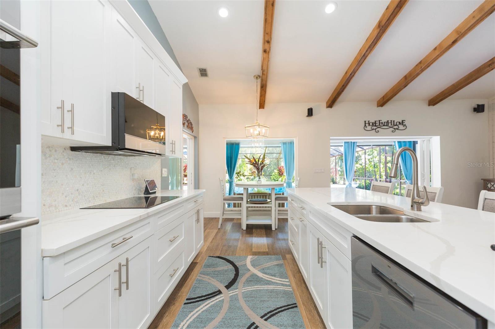 VILLAGE X UNIT 1 OF CARROLLWOO - Residential