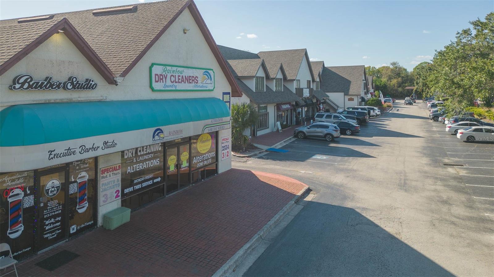 VILLAGE X UNIT 1 OF CARROLLWOO - Residential