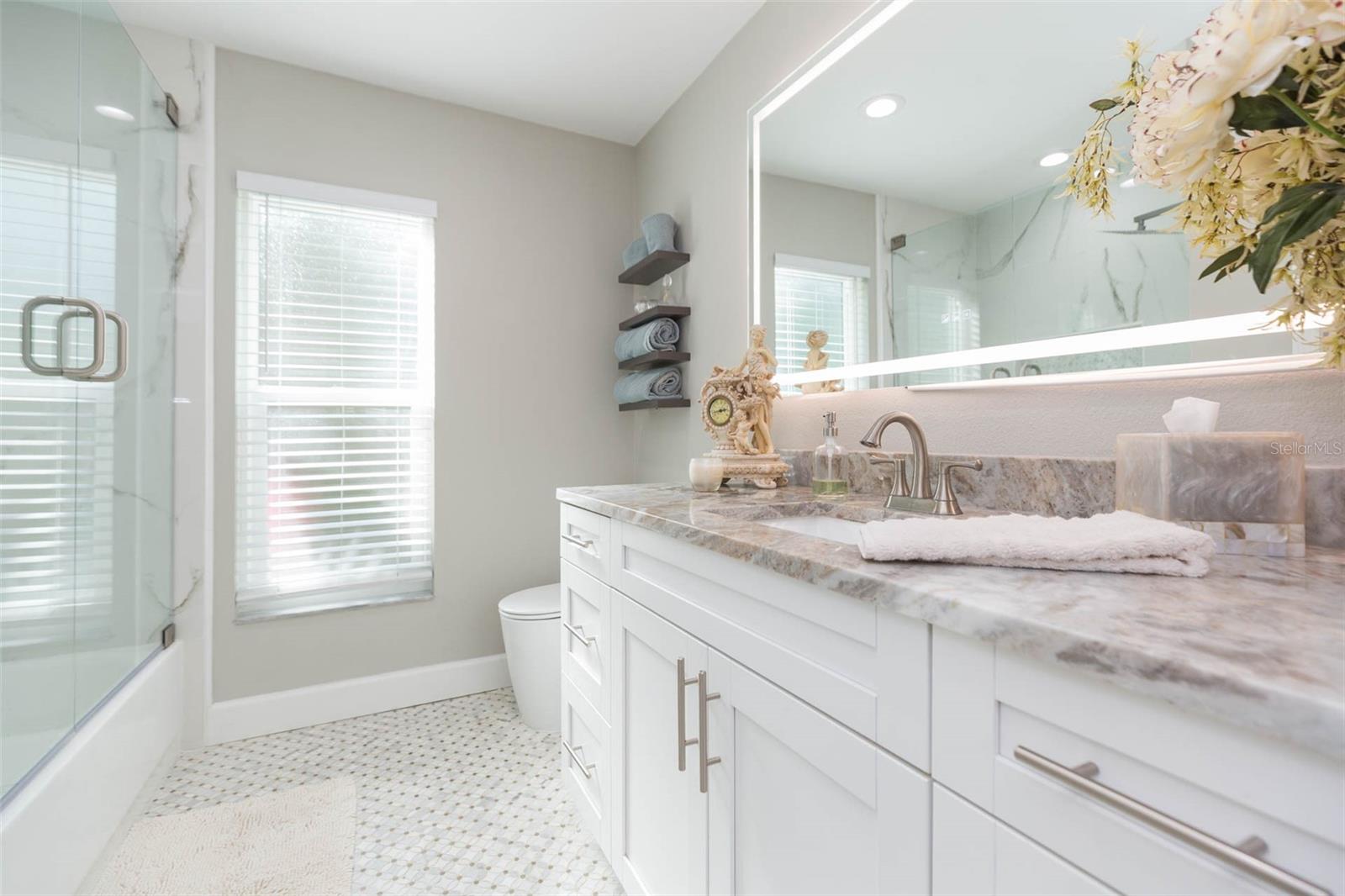 VILLAGE X UNIT 1 OF CARROLLWOO - Residential