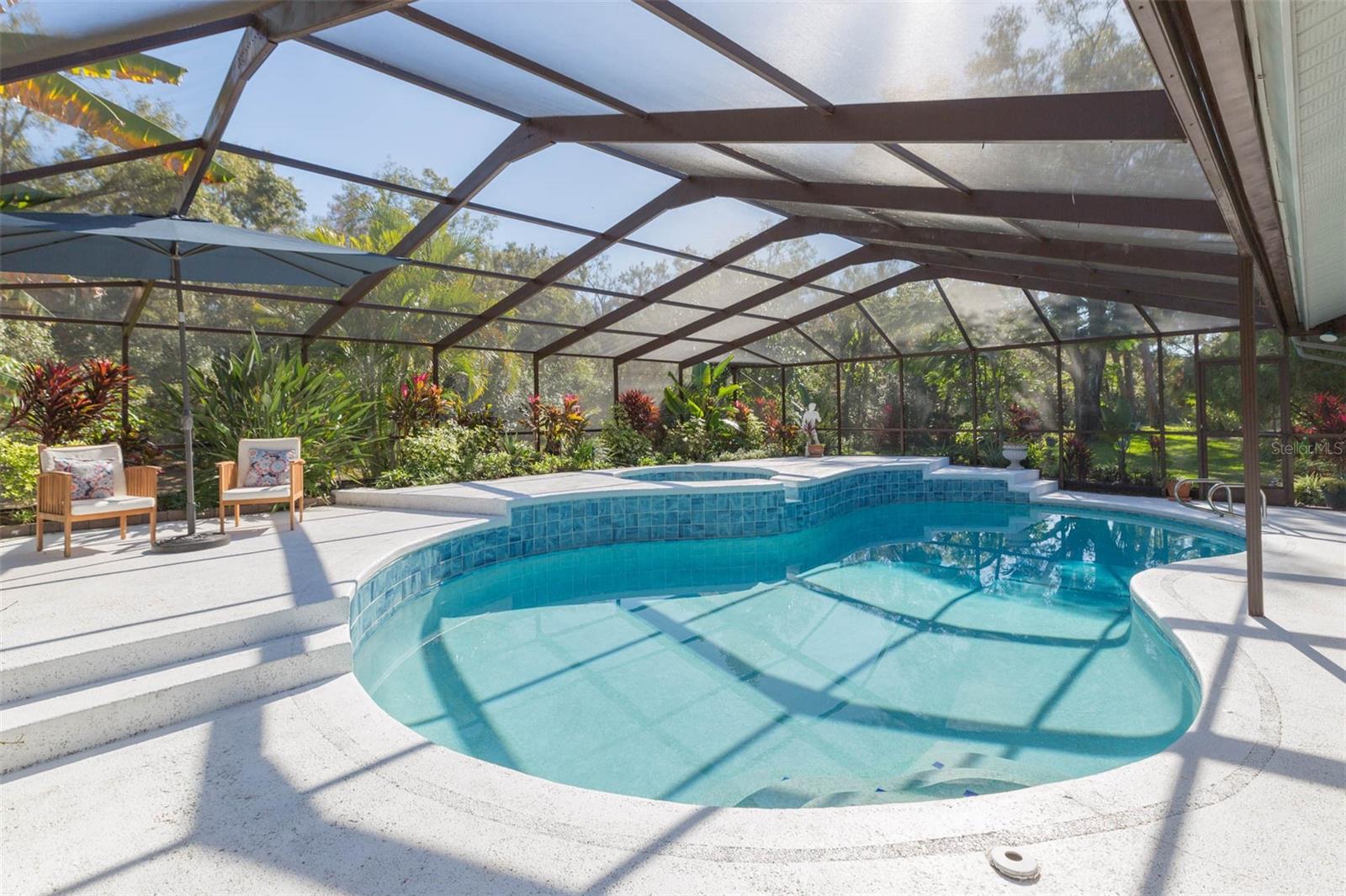 VILLAGE X UNIT 1 OF CARROLLWOO - Residential