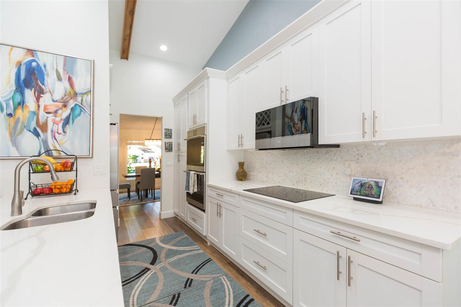 VILLAGE X UNIT 1 OF CARROLLWOO - Residential