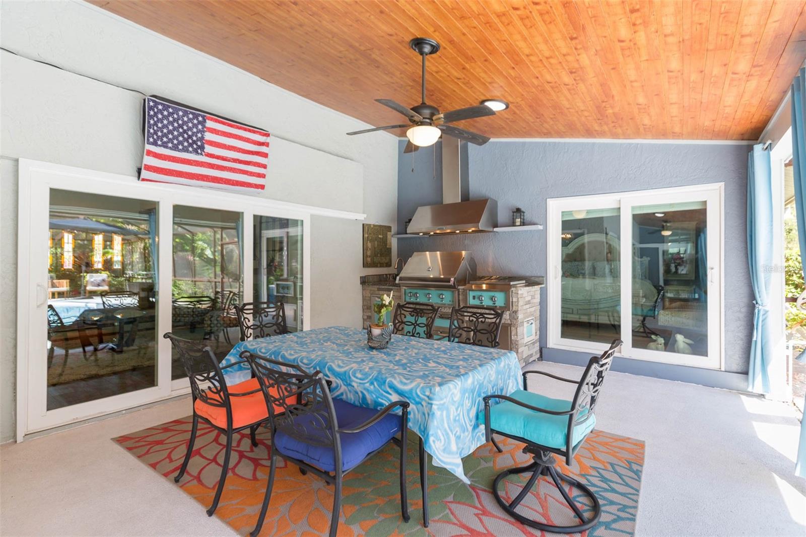 VILLAGE X UNIT 1 OF CARROLLWOO - Residential