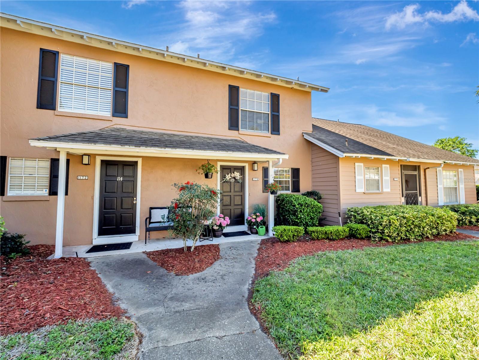 1174 VILLA LANE 115