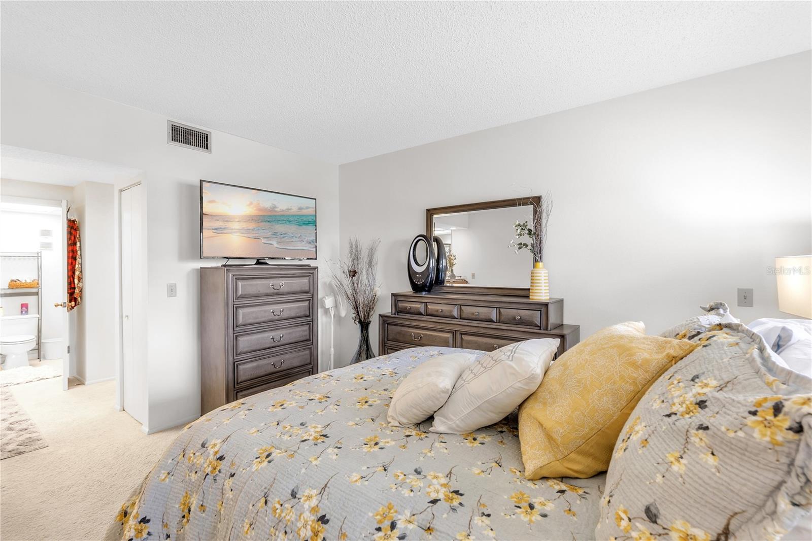 LAKESIDE CLUB OF SARASOTA - Residential