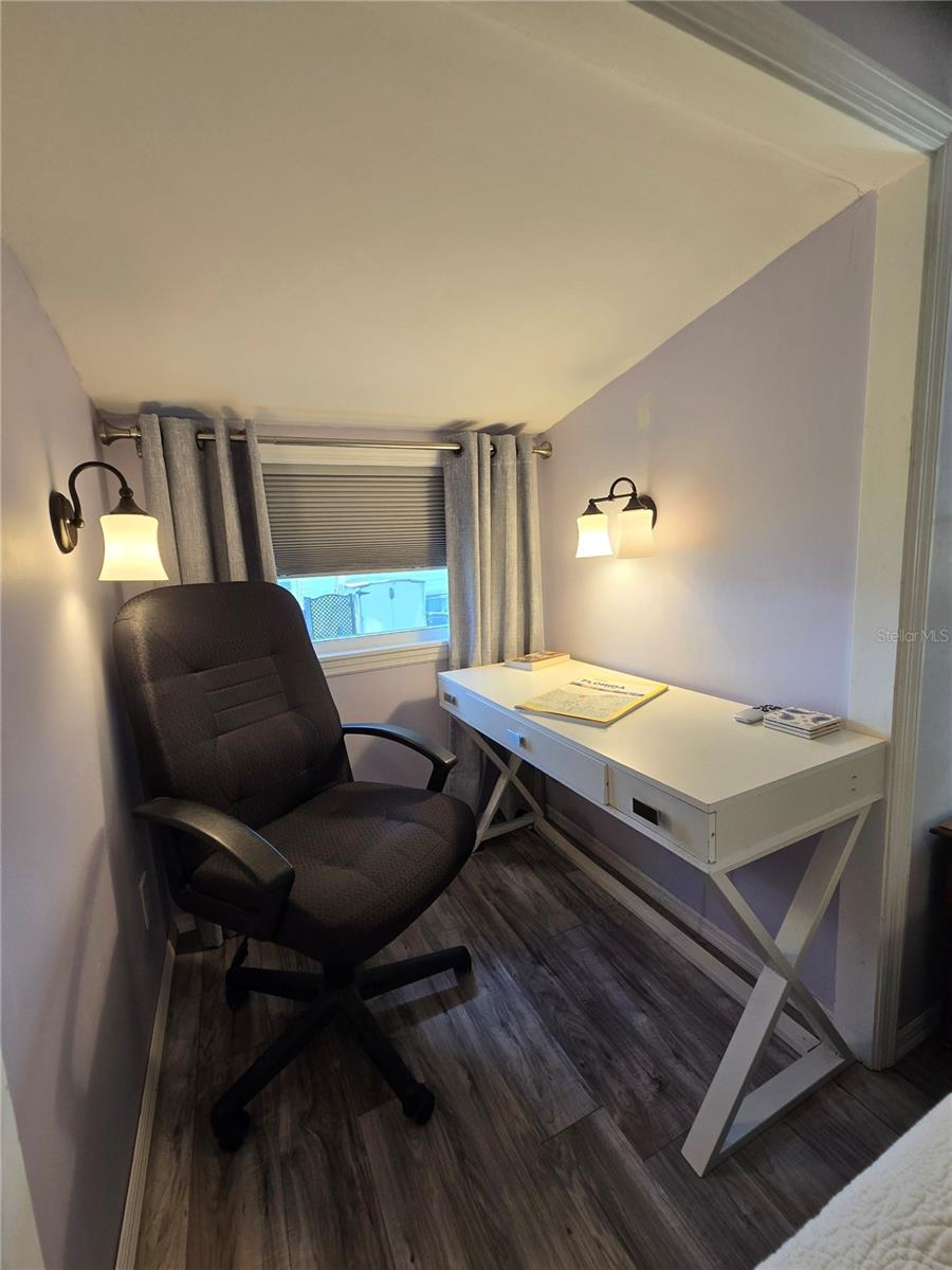 COUNTRY AIRE VILLAGE - Residential