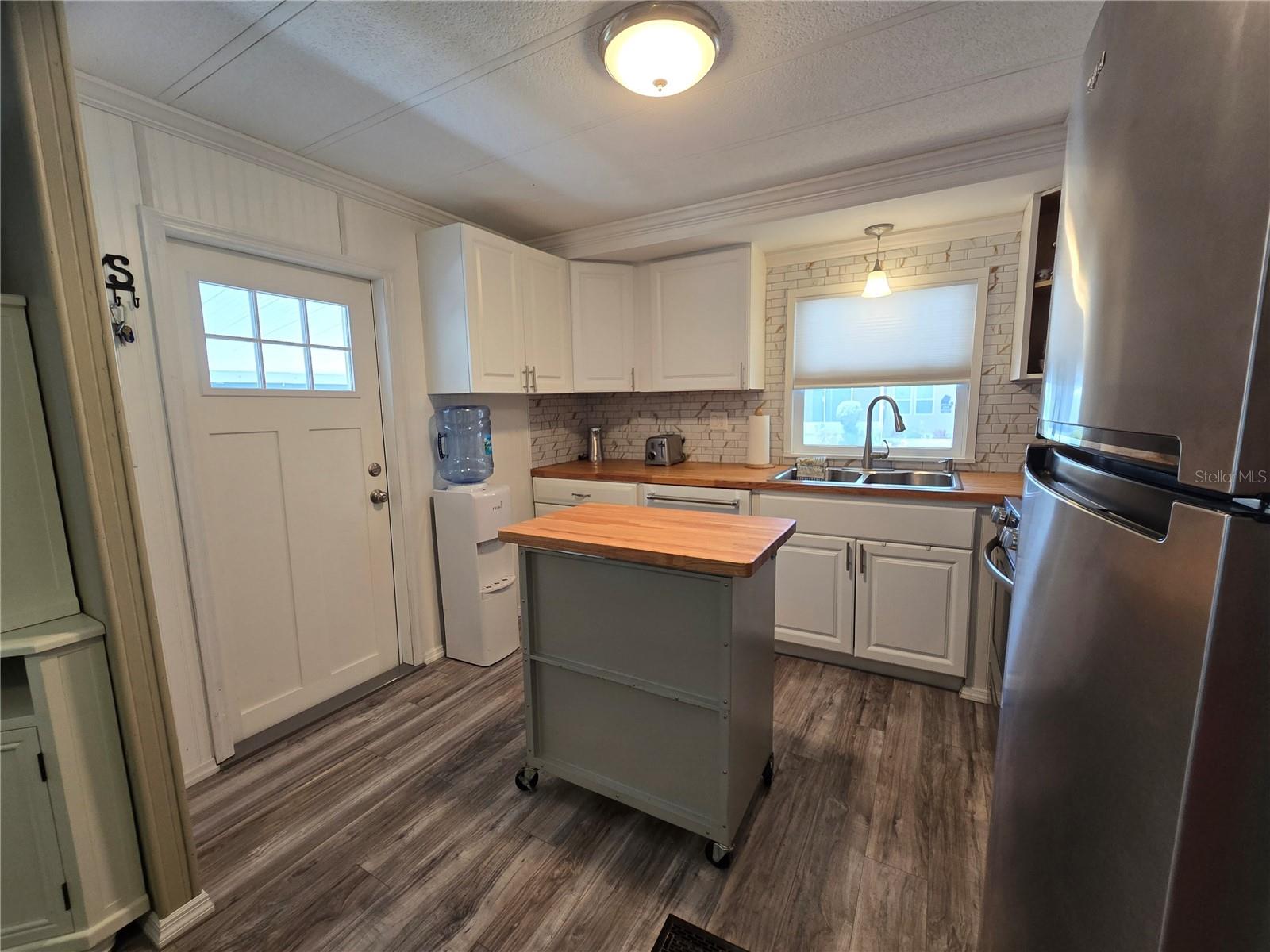 COUNTRY AIRE VILLAGE - Residential