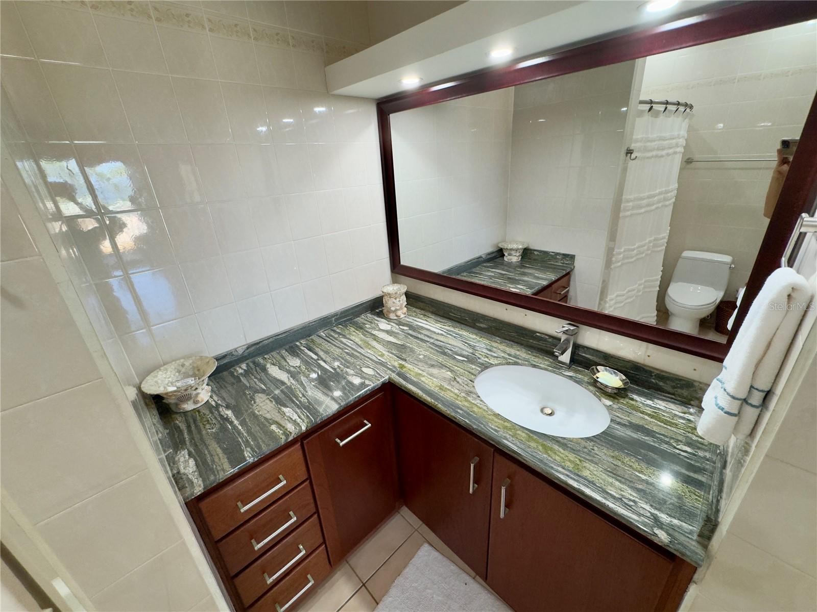 CRESCENT BEACH - Residential Lease