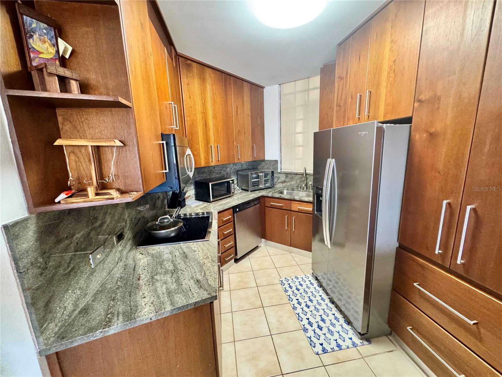 CRESCENT BEACH - Residential Lease