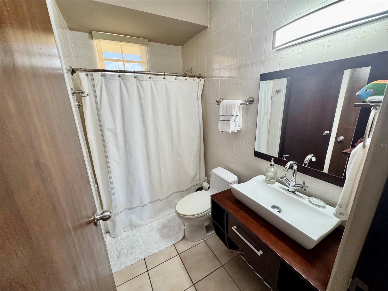 CRESCENT BEACH - Residential Lease