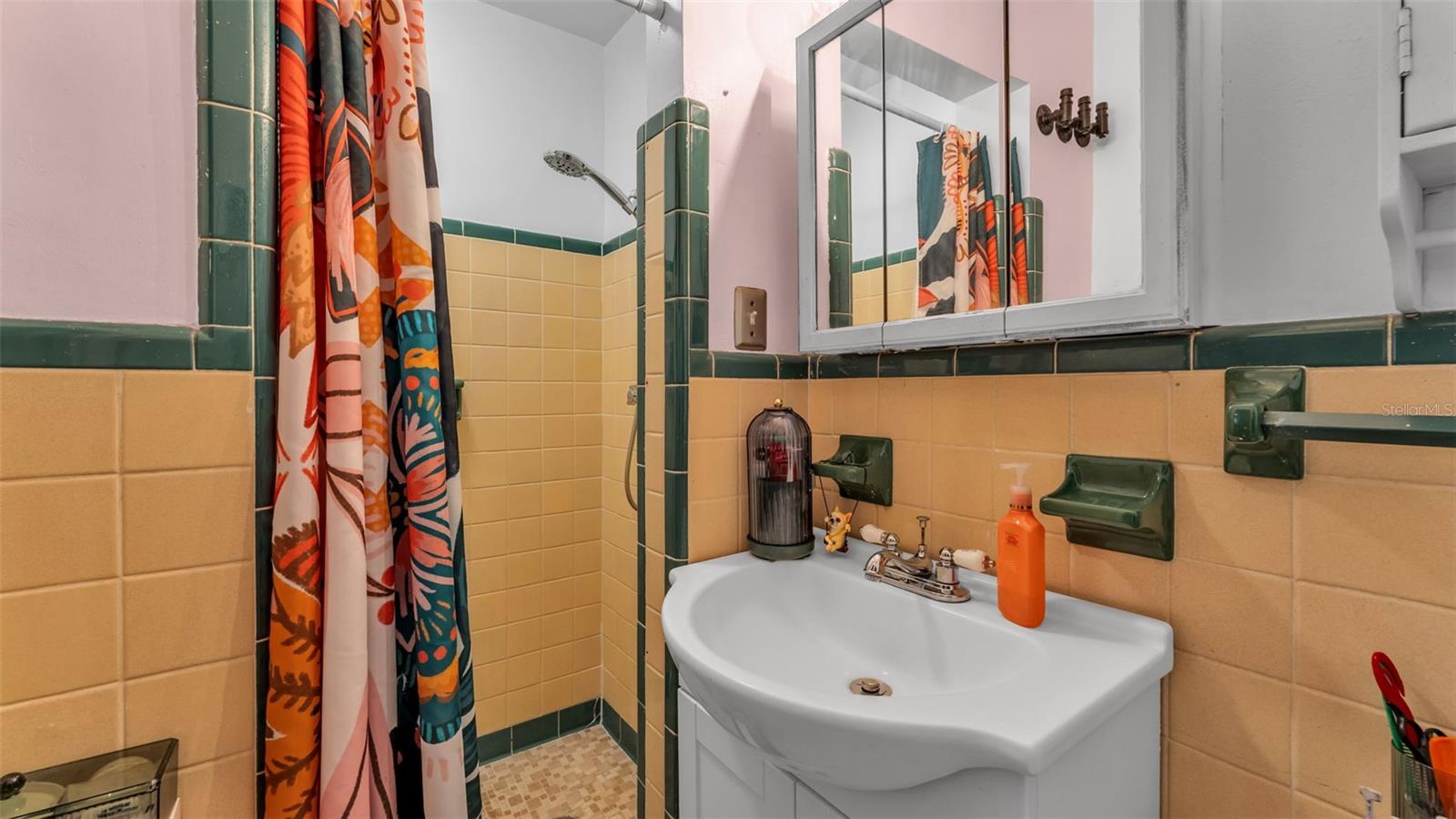 EDGEWATER BEACH RESUB - Residential