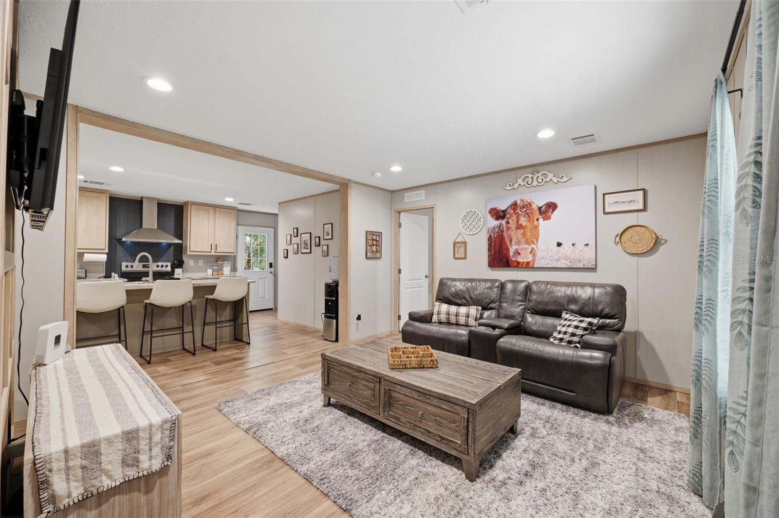 2035 S GOODE POINT