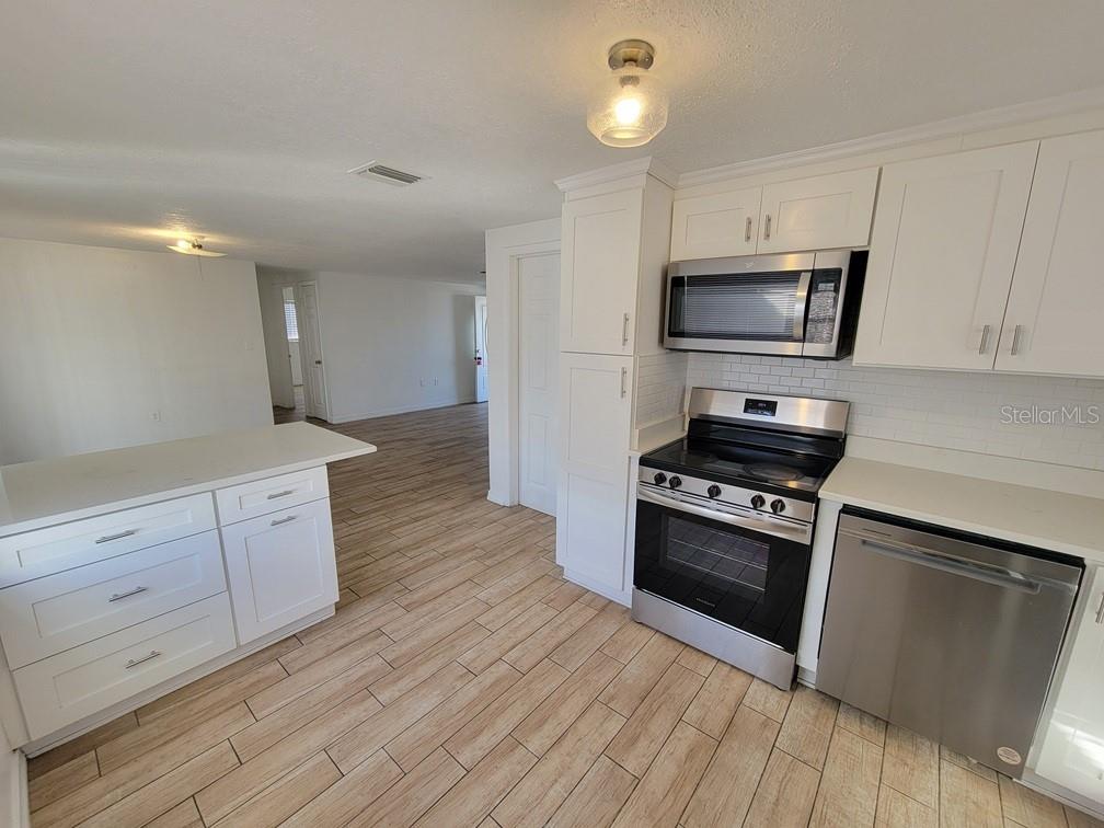 HOLIDAY LAKE ESTATES - Residential