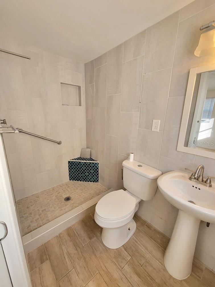 HOLIDAY LAKE ESTATES - Residential