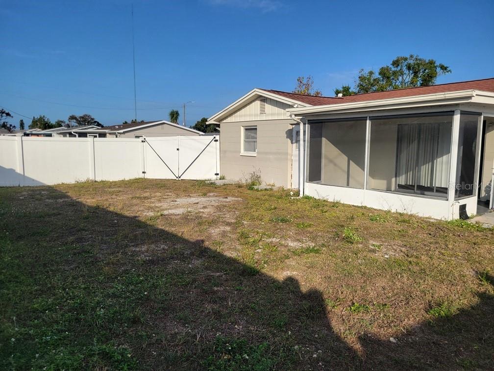 HOLIDAY LAKE ESTATES - Residential