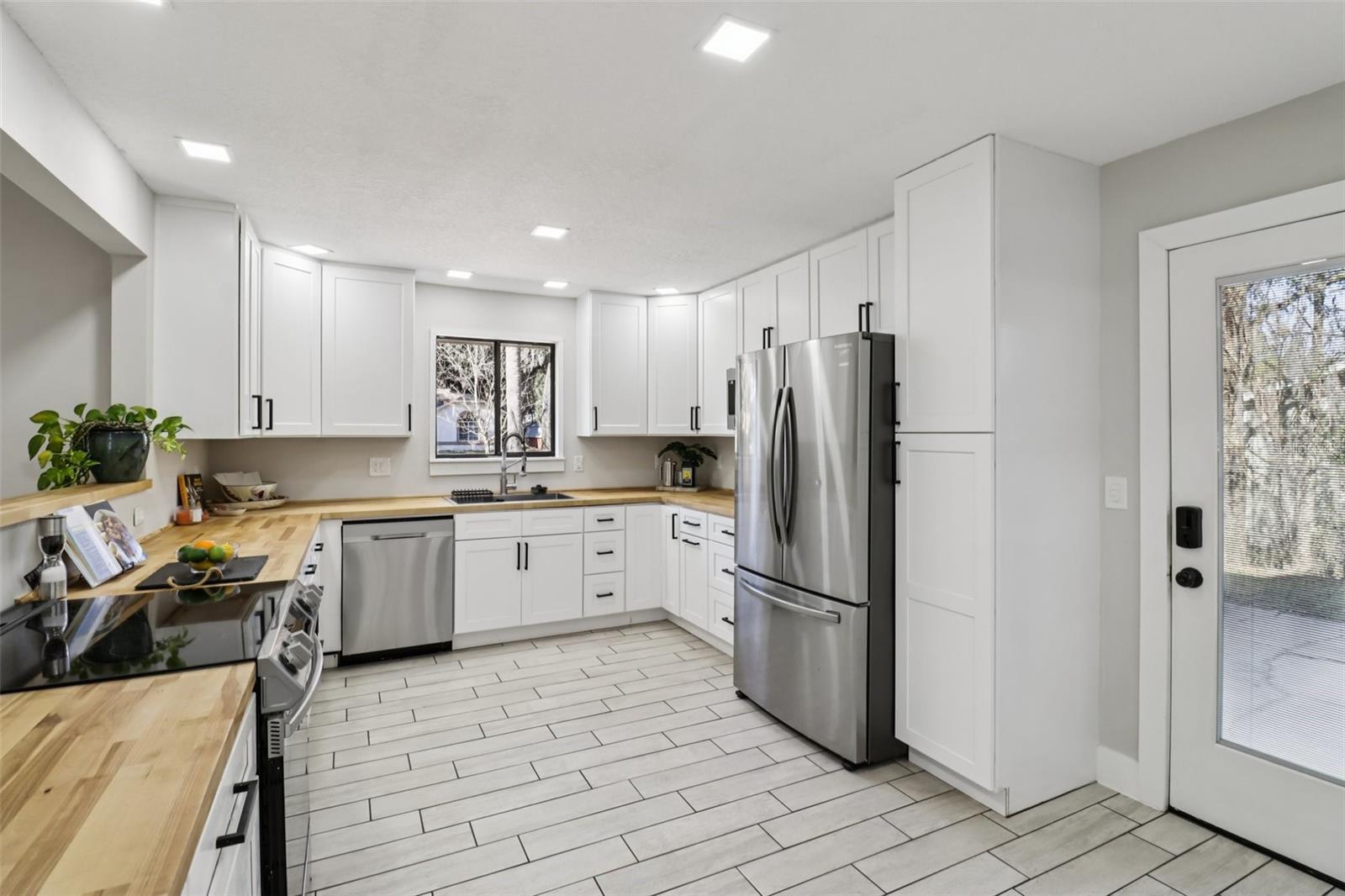 FLORIDA SHORES UN #7 - Residential