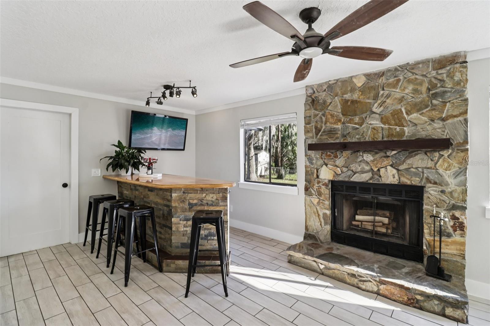 FLORIDA SHORES UN #7 - Residential