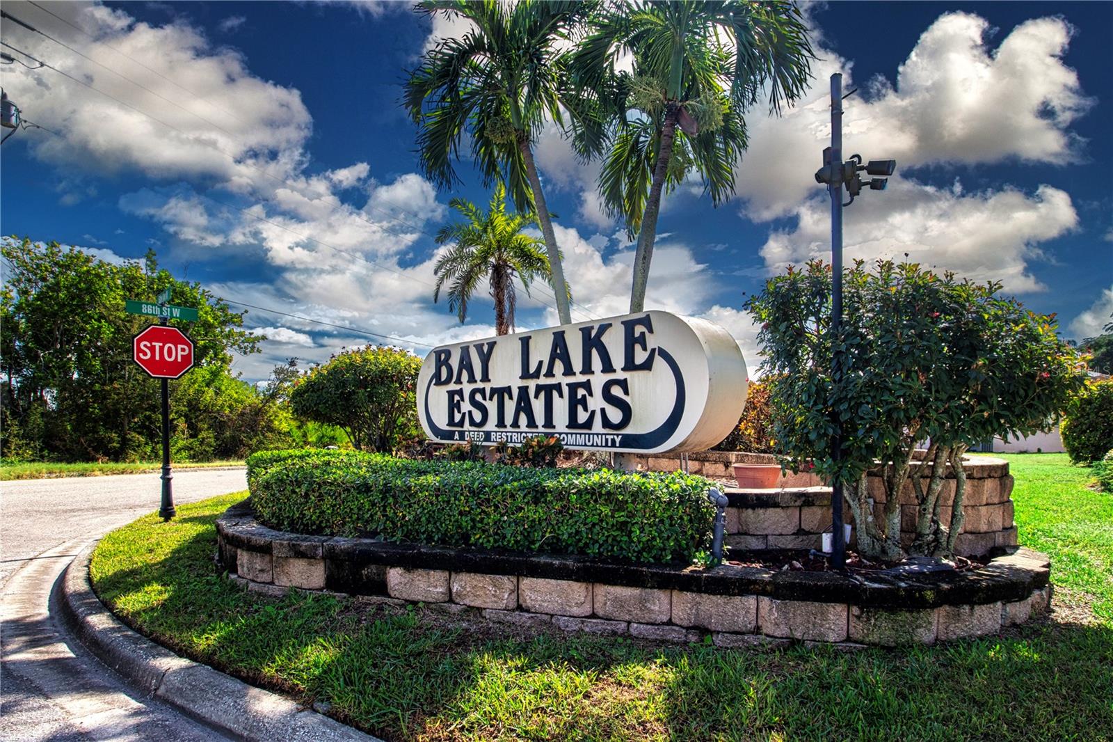 BAY LAKE ESTATES PH I - Residential