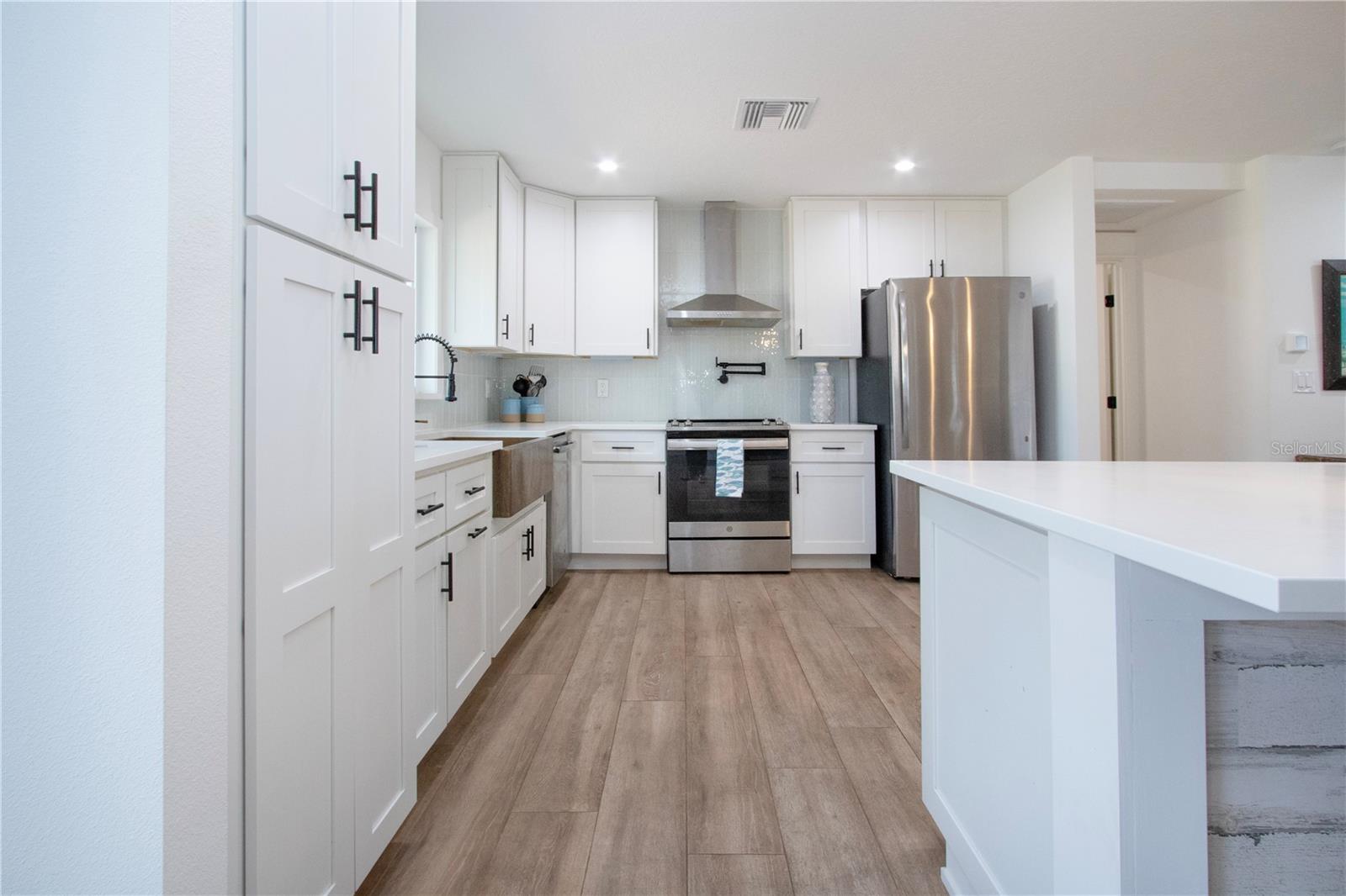 BAY LAKE ESTATES PH I - Residential