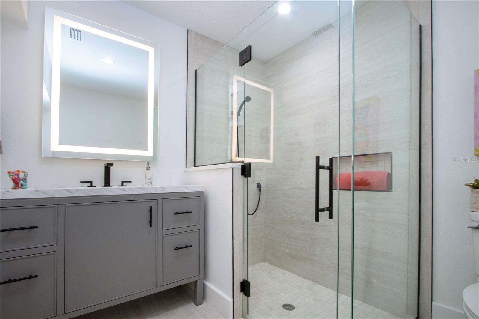 BAY LAKE ESTATES PH I - Residential