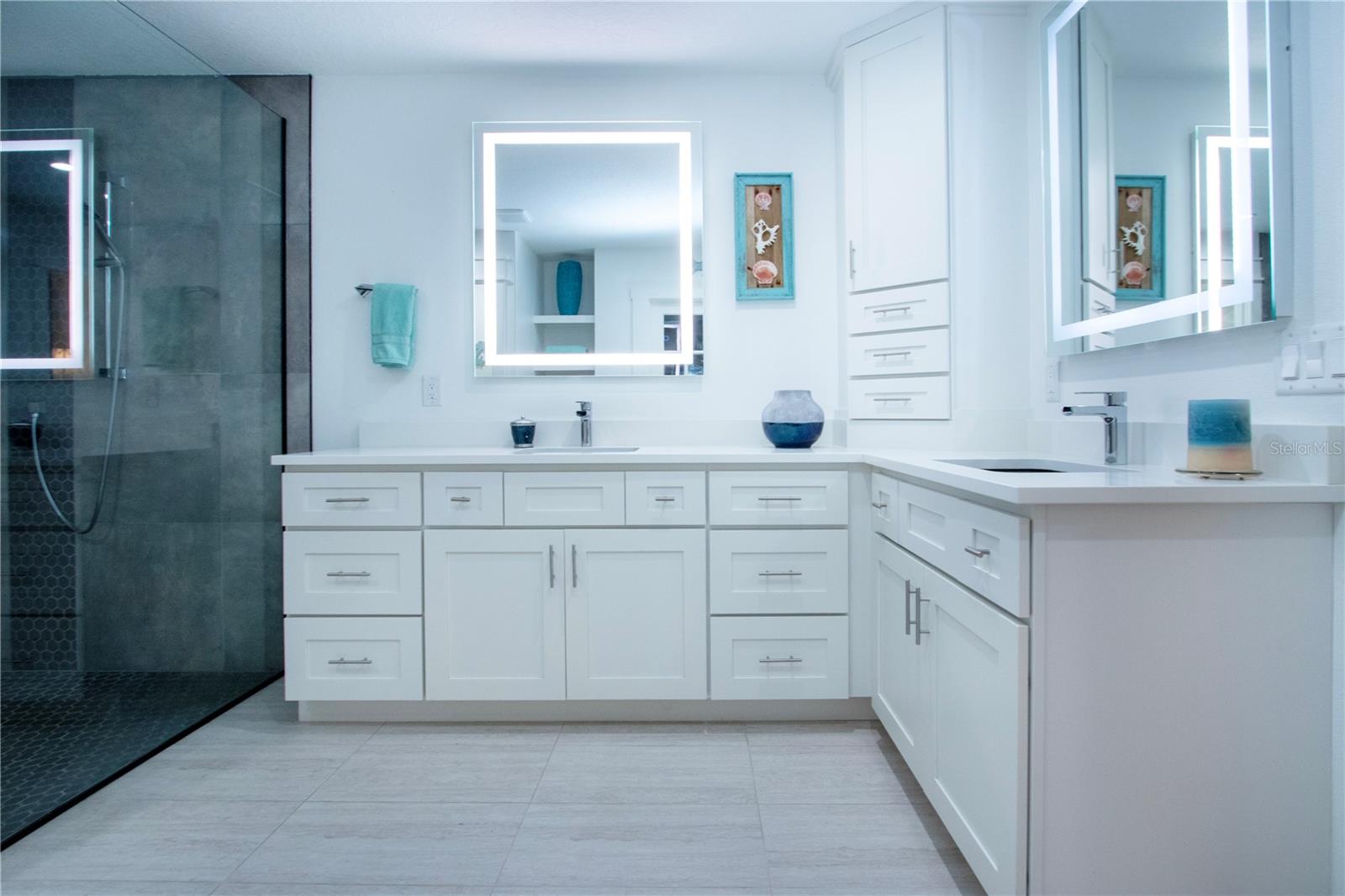 BAY LAKE ESTATES PH I - Residential