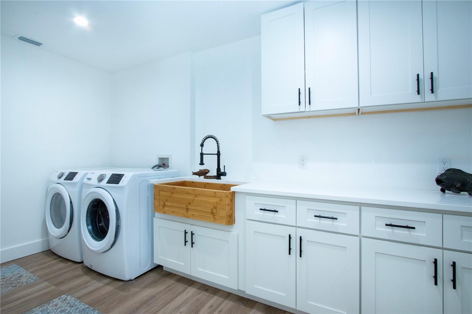 BAY LAKE ESTATES PH I - Residential