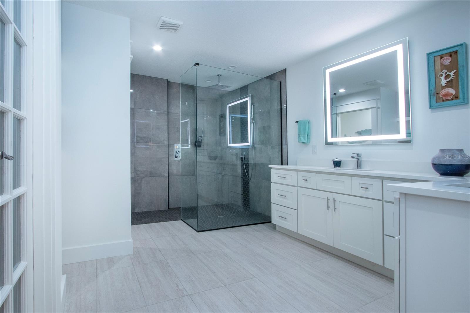 BAY LAKE ESTATES PH I - Residential