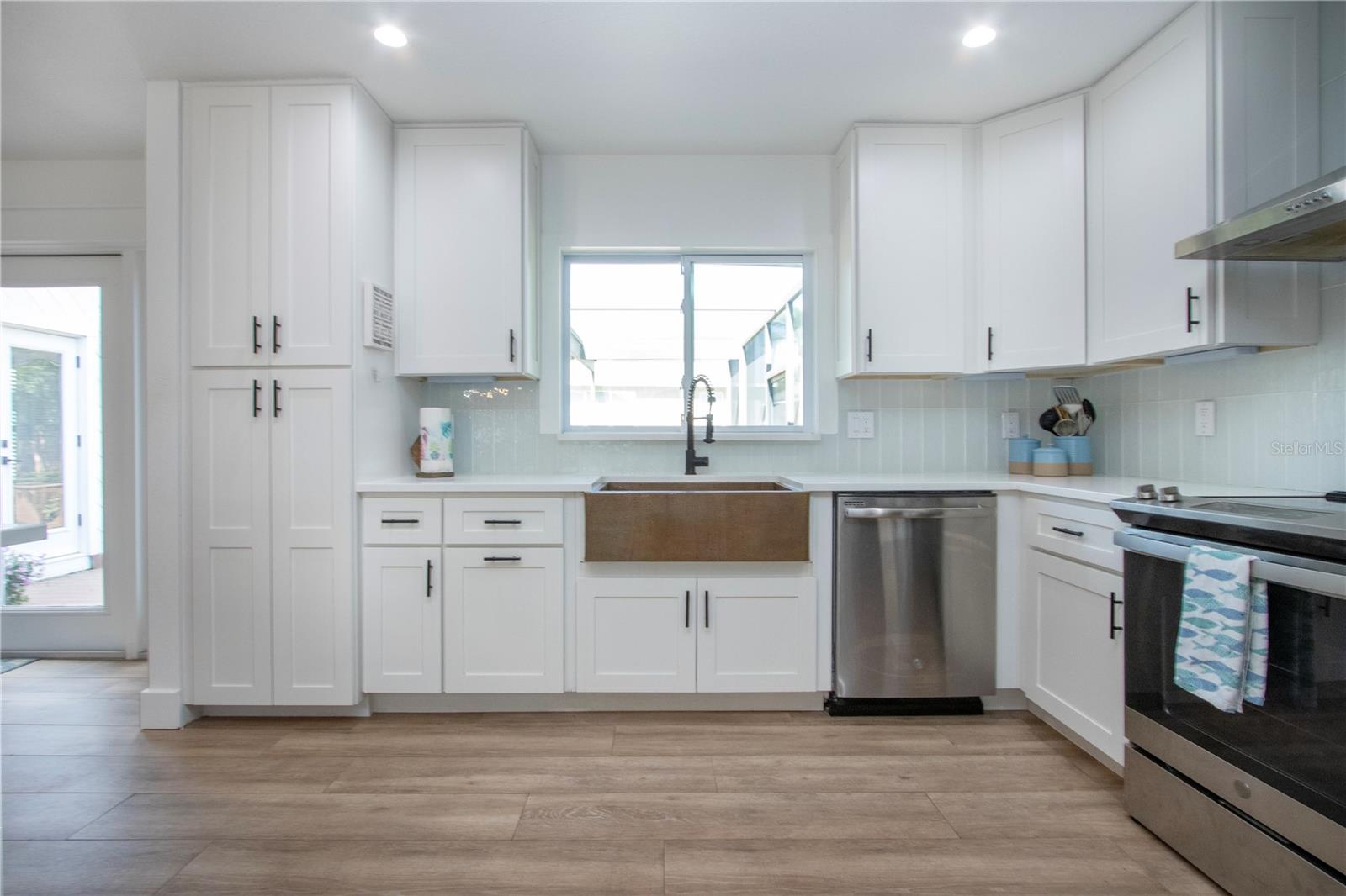 BAY LAKE ESTATES PH I - Residential