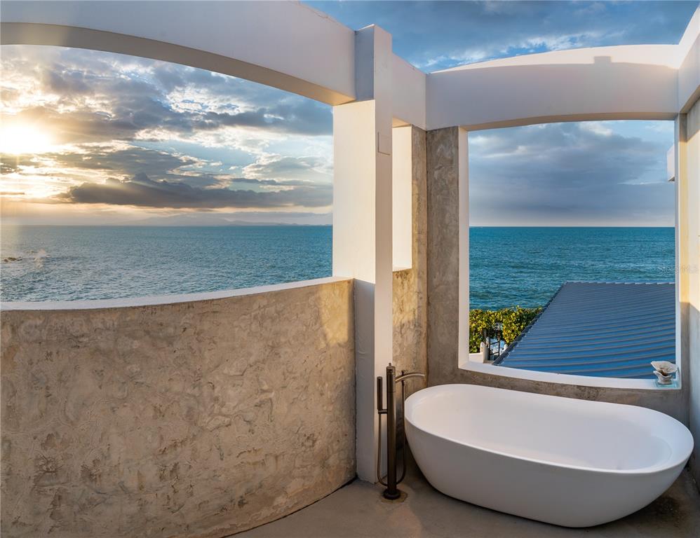 MONTE SANTO PLAYA - Residential