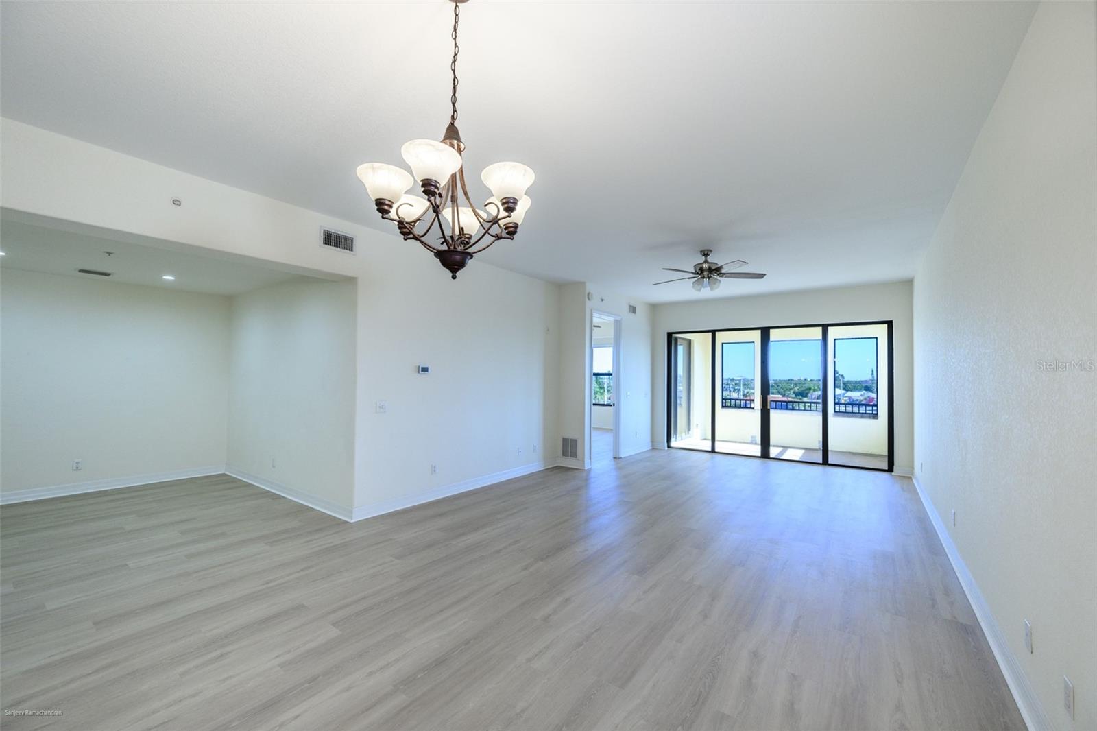 OUTLOOK COVE CONDOMINIUM - Residential Lease