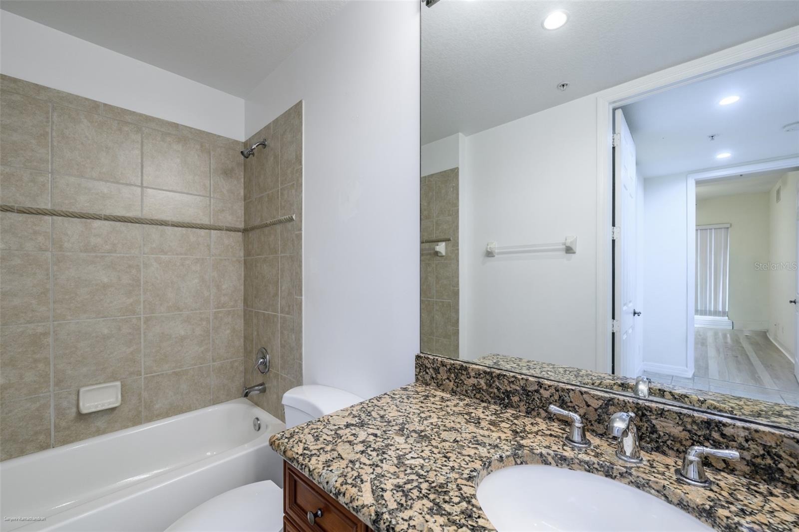 OUTLOOK COVE CONDOMINIUM - Residential Lease