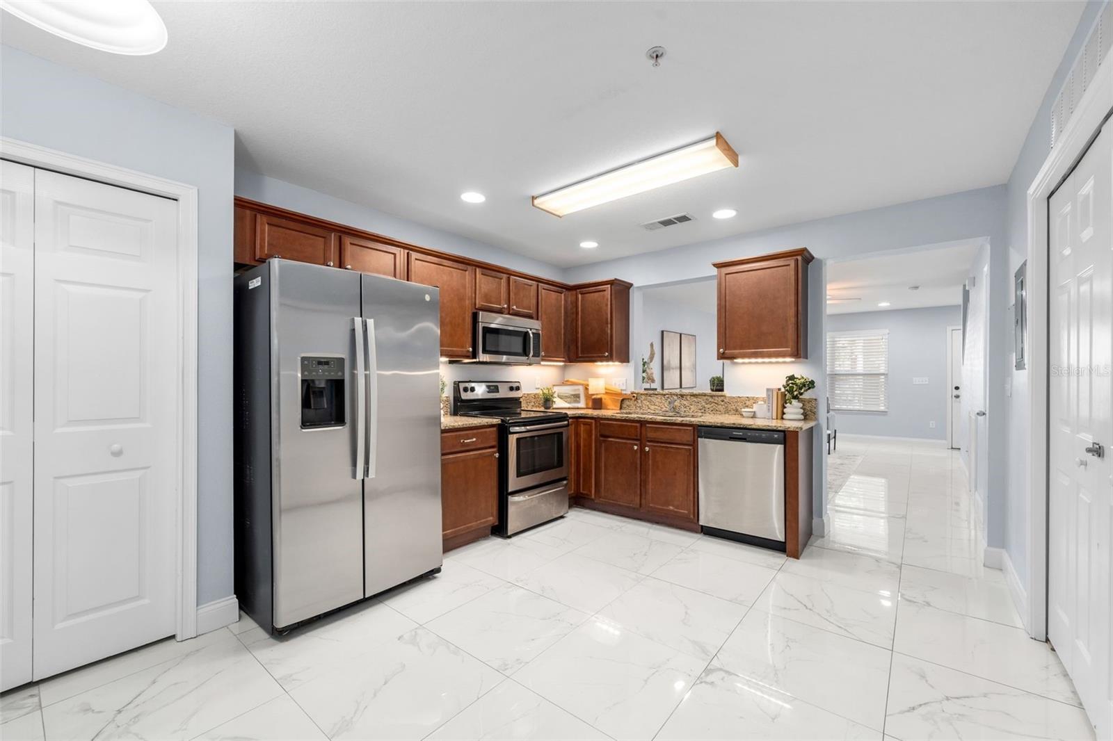 HAILEY FOREST CONDO - Residential