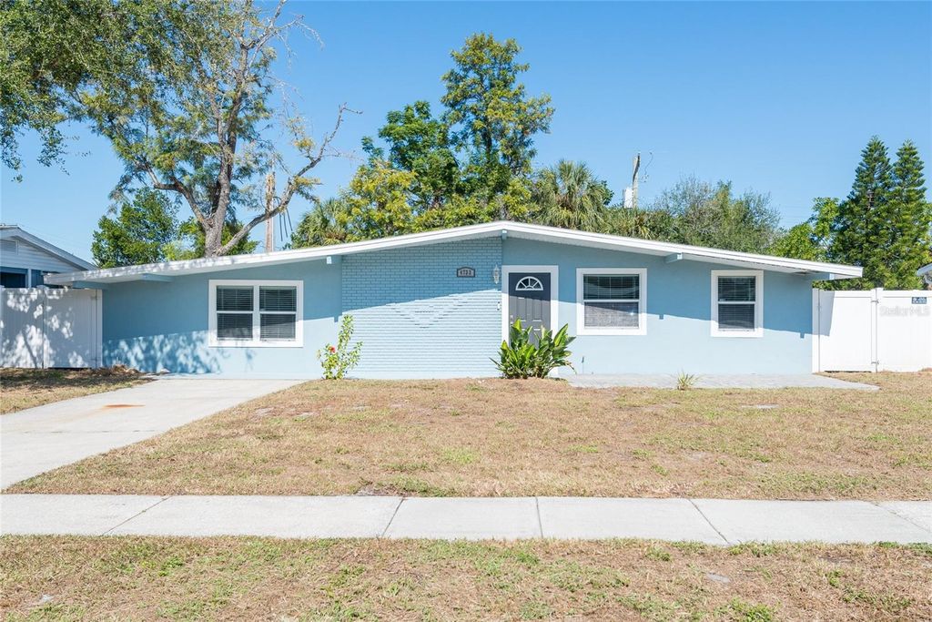 Photo of 4733 W Wyoming Avenue, Tampa, FL 33616 (MLS # TB8445661)