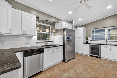 Tiny photo for 1726 Overlook Drive, Mount Dora, FL 32757 (MLS # G5105823)