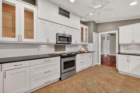 Tiny photo for 1726 Overlook Drive, Mount Dora, FL 32757 (MLS # G5105823)