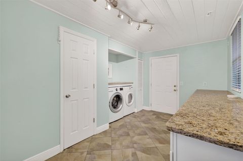 Tiny photo for 1726 Overlook Drive, Mount Dora, FL 32757 (MLS # G5105823)