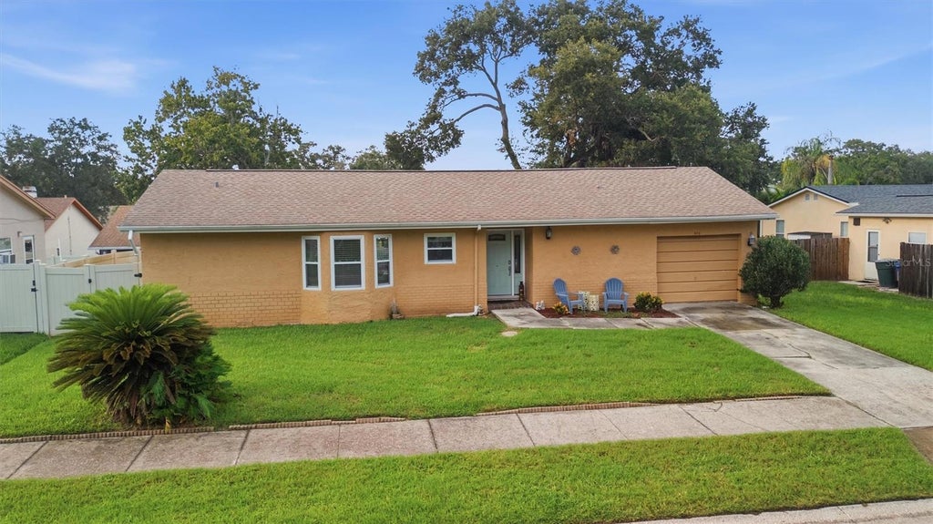 Photo of 670 Kirkland Circle, Dunedin, FL 34698 (MLS # TB8532540)