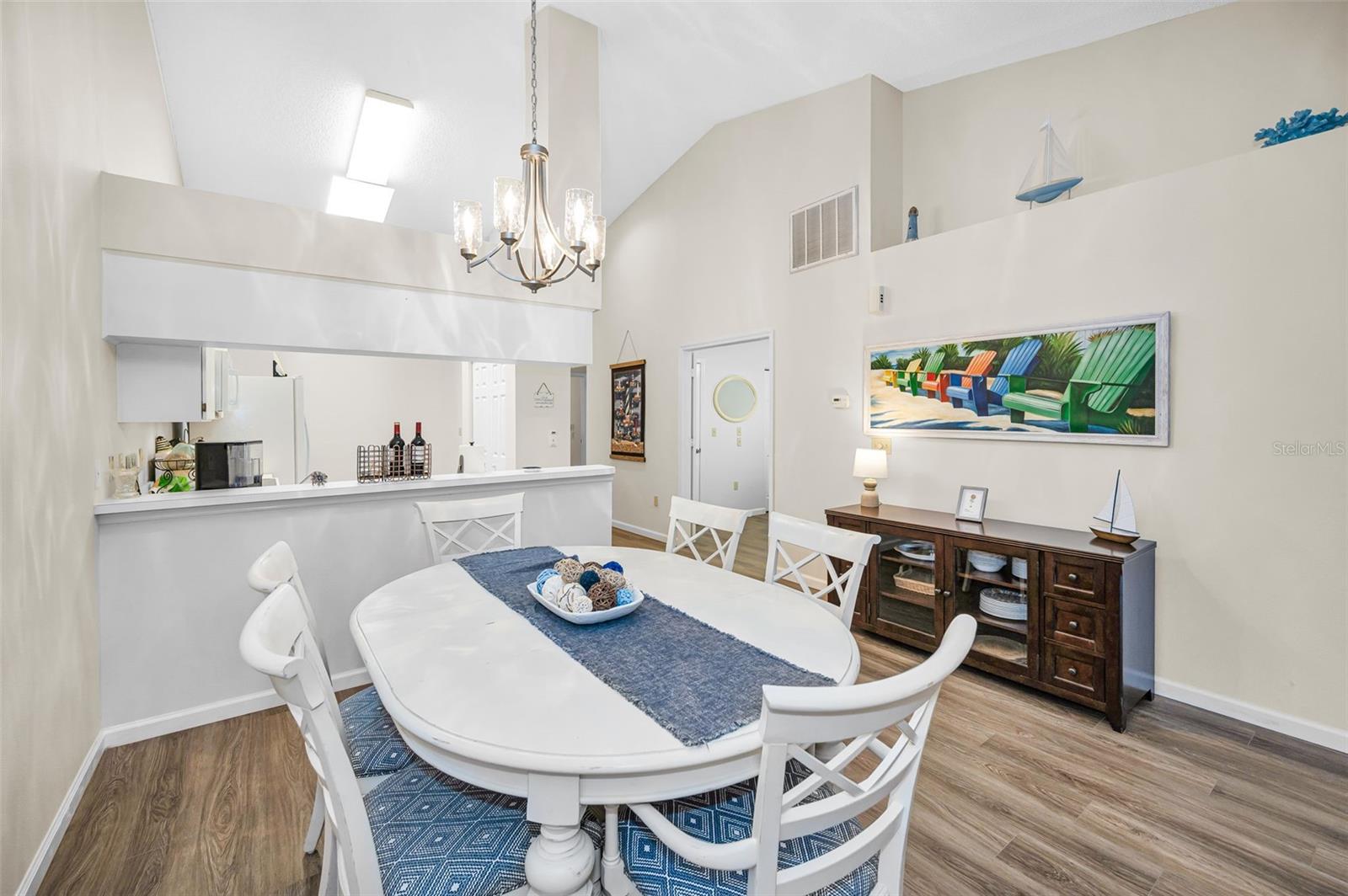 39650 US HIGHWAY 19 N 1511