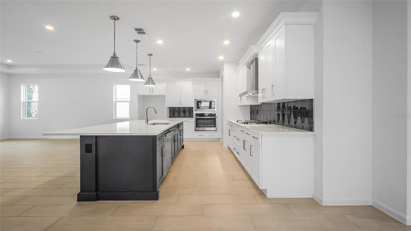 KH CW HAMMOCK OAKS LLC - Residential