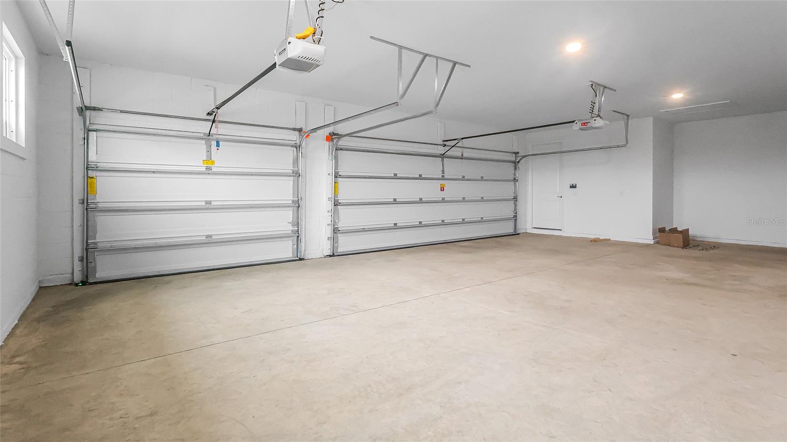 KH CW HAMMOCK OAKS LLC - Residential