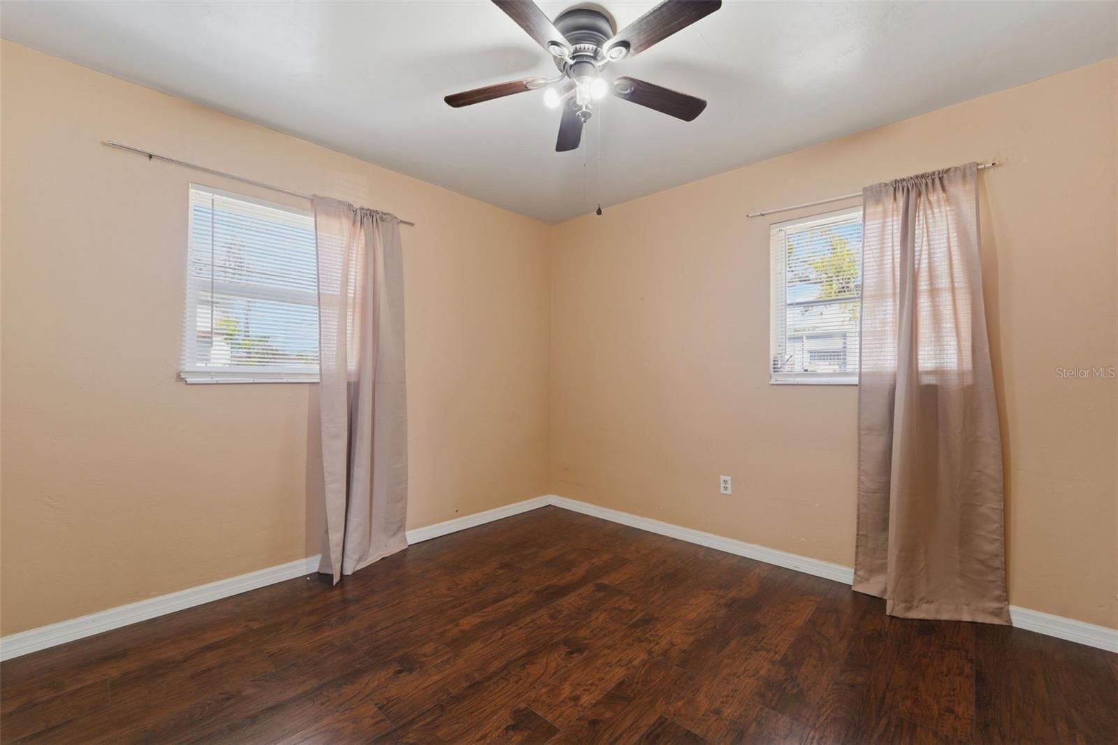 ROOSEVELT PARK ADD - Residential Income