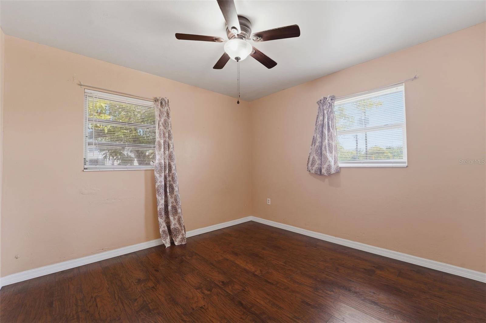 ROOSEVELT PARK ADD - Residential Income