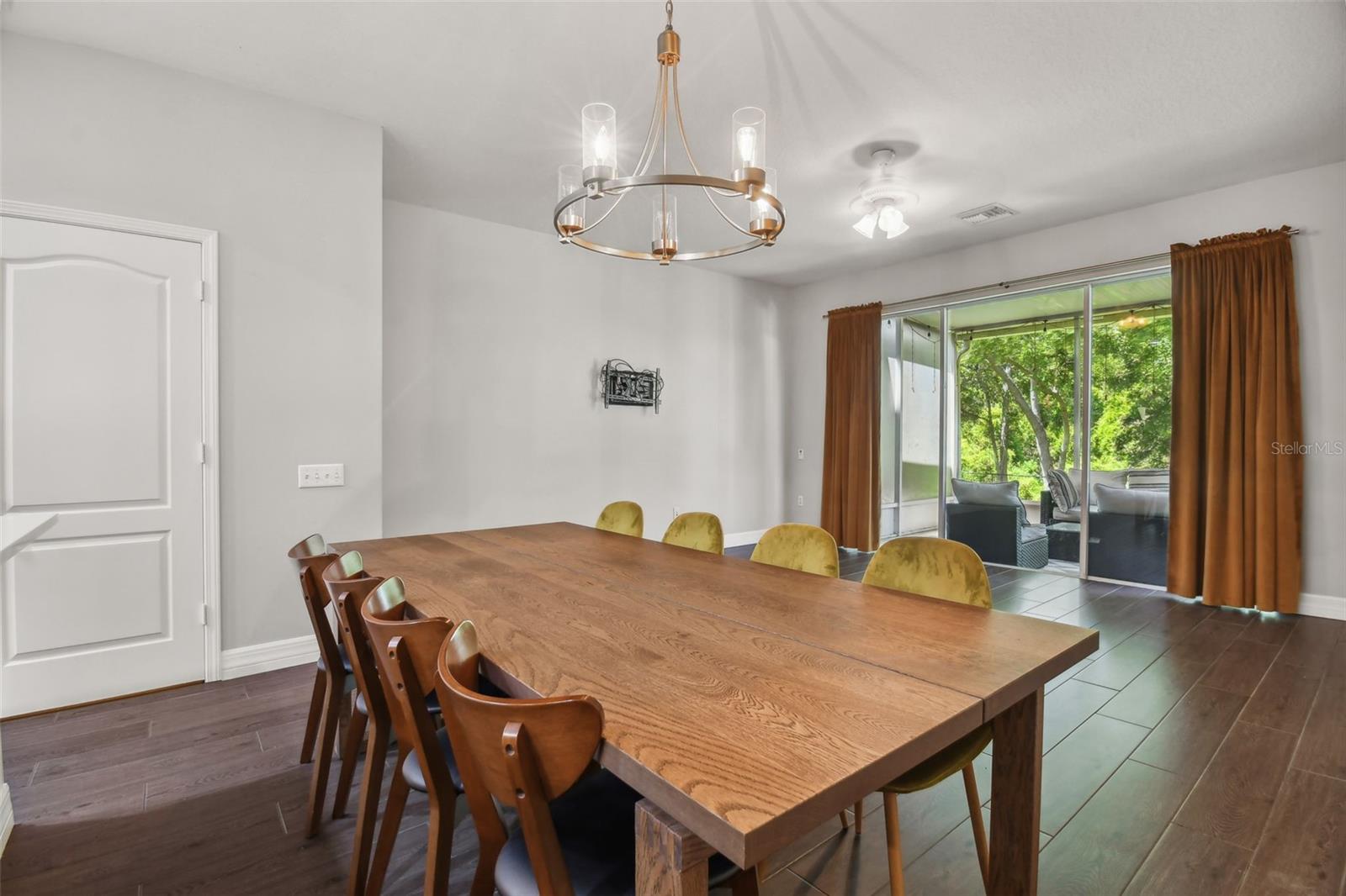 VALHALLA PH 3-4 - Residential Lease